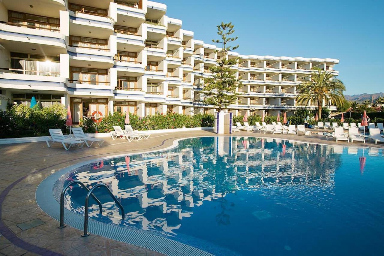 Apartamentos Tamaran San Bartolomé Ngoại thất bức ảnh